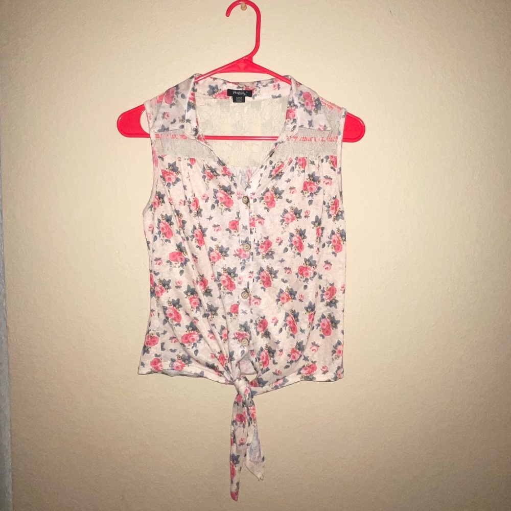 Blouse - Lace Detail